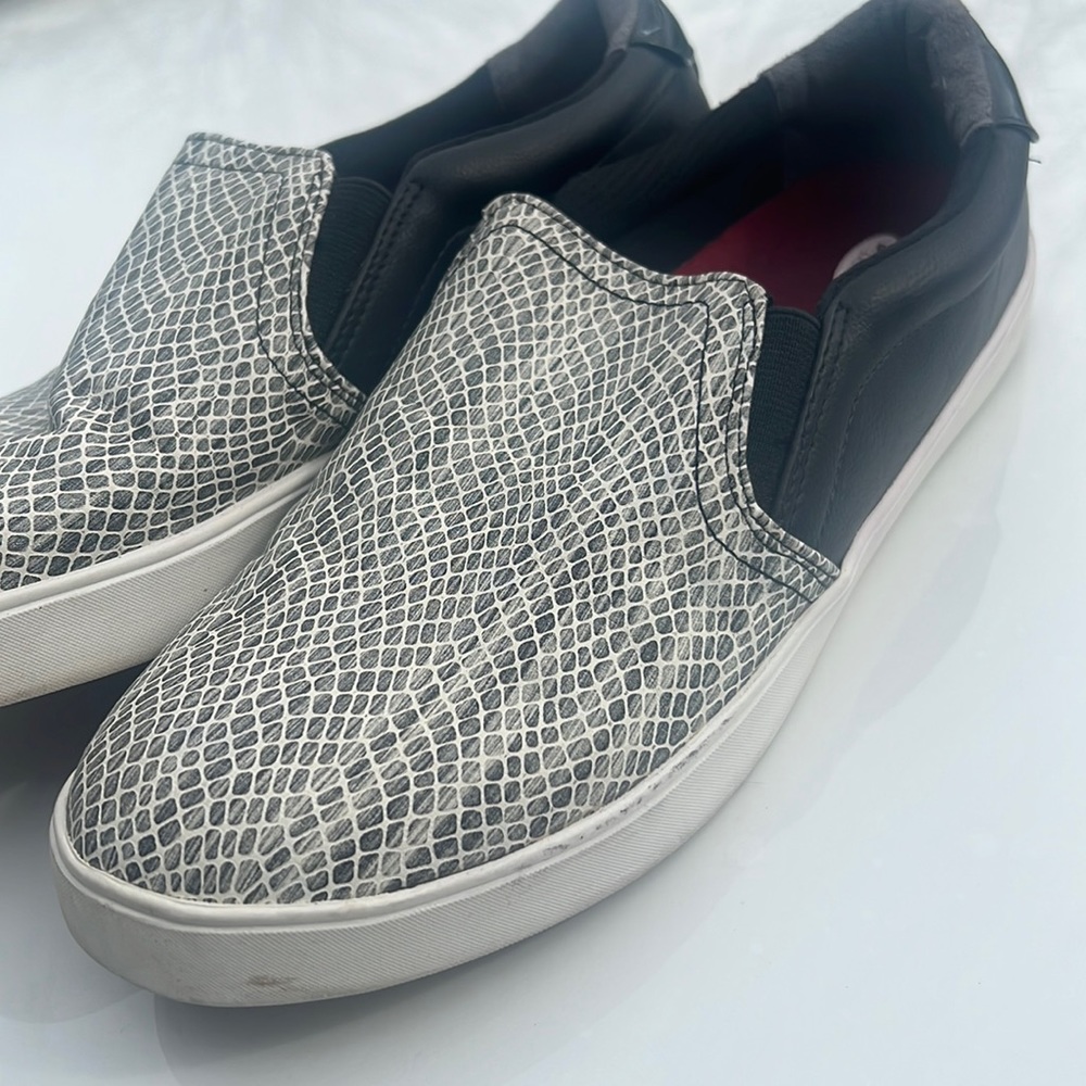 Dr. Scholls Memory Fit Shoes